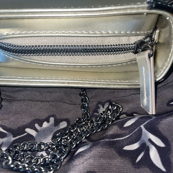 Disney Storybook Snow White bag Danielle Nicole - Picture 7 of 11